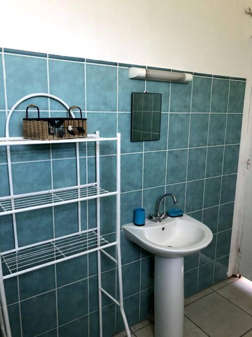Bel Appartement A Damencourt Le Moule Exteriör bild