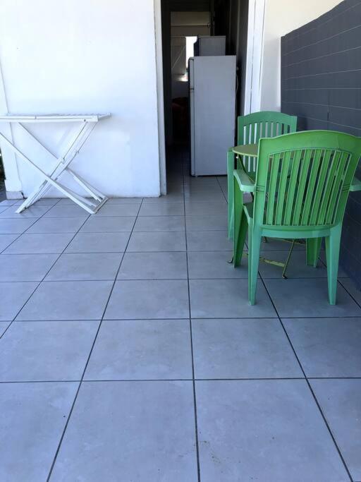 Bel Appartement A Damencourt Le Moule Exteriör bild