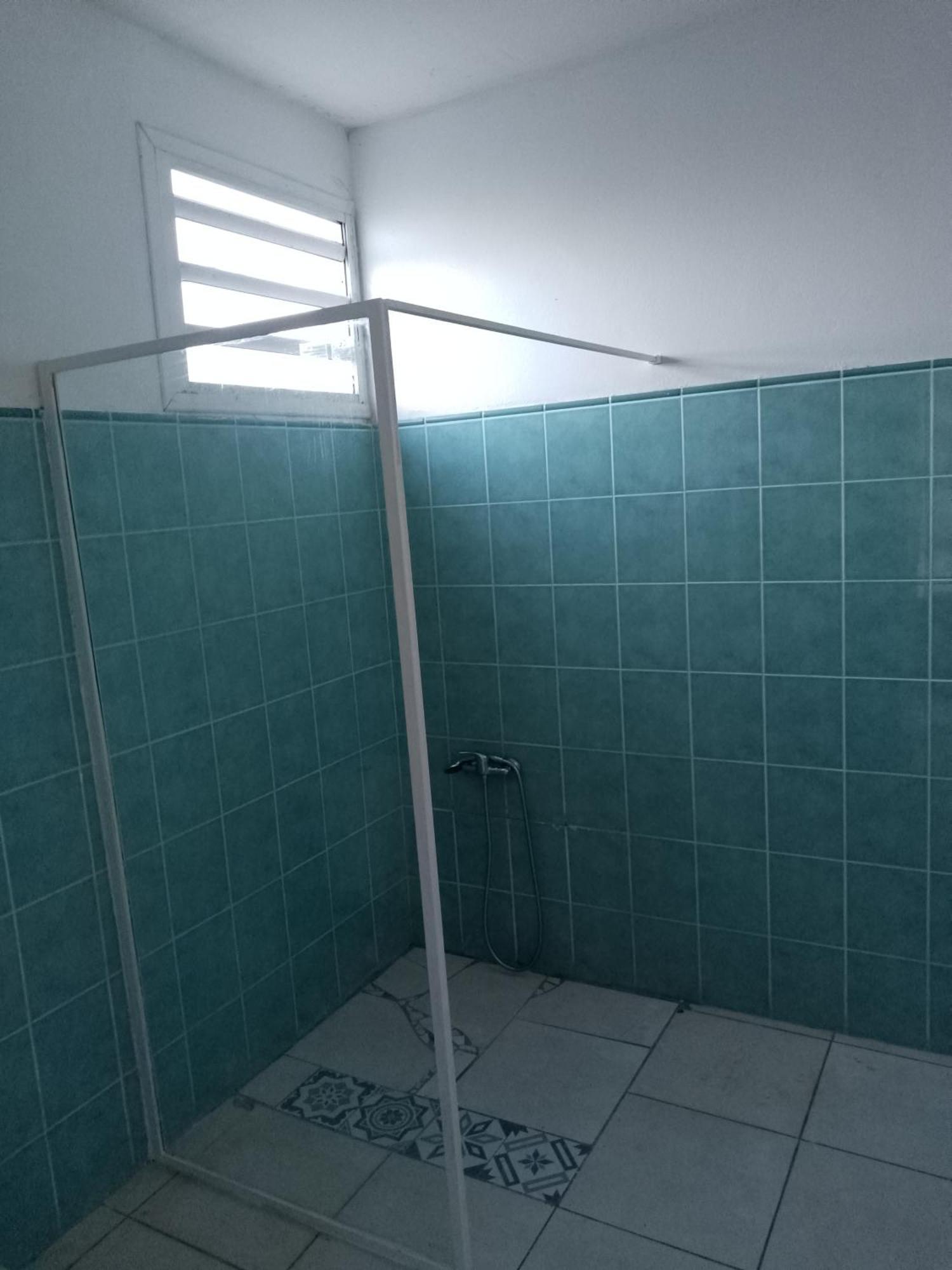 Bel Appartement A Damencourt Le Moule Exteriör bild